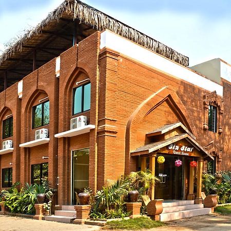 Six Stars Guest House Nyaung-U Extérieur photo