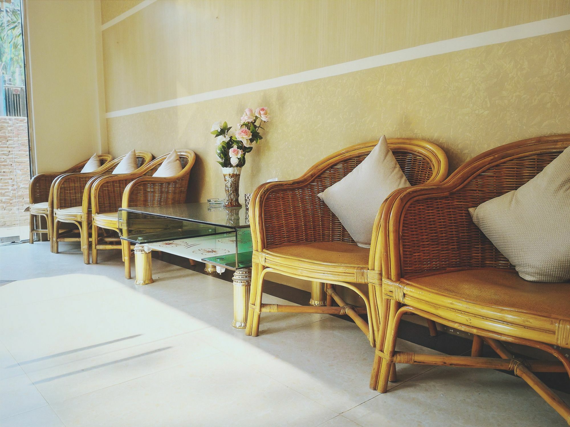 Six Stars Guest House Nyaung-U Extérieur photo